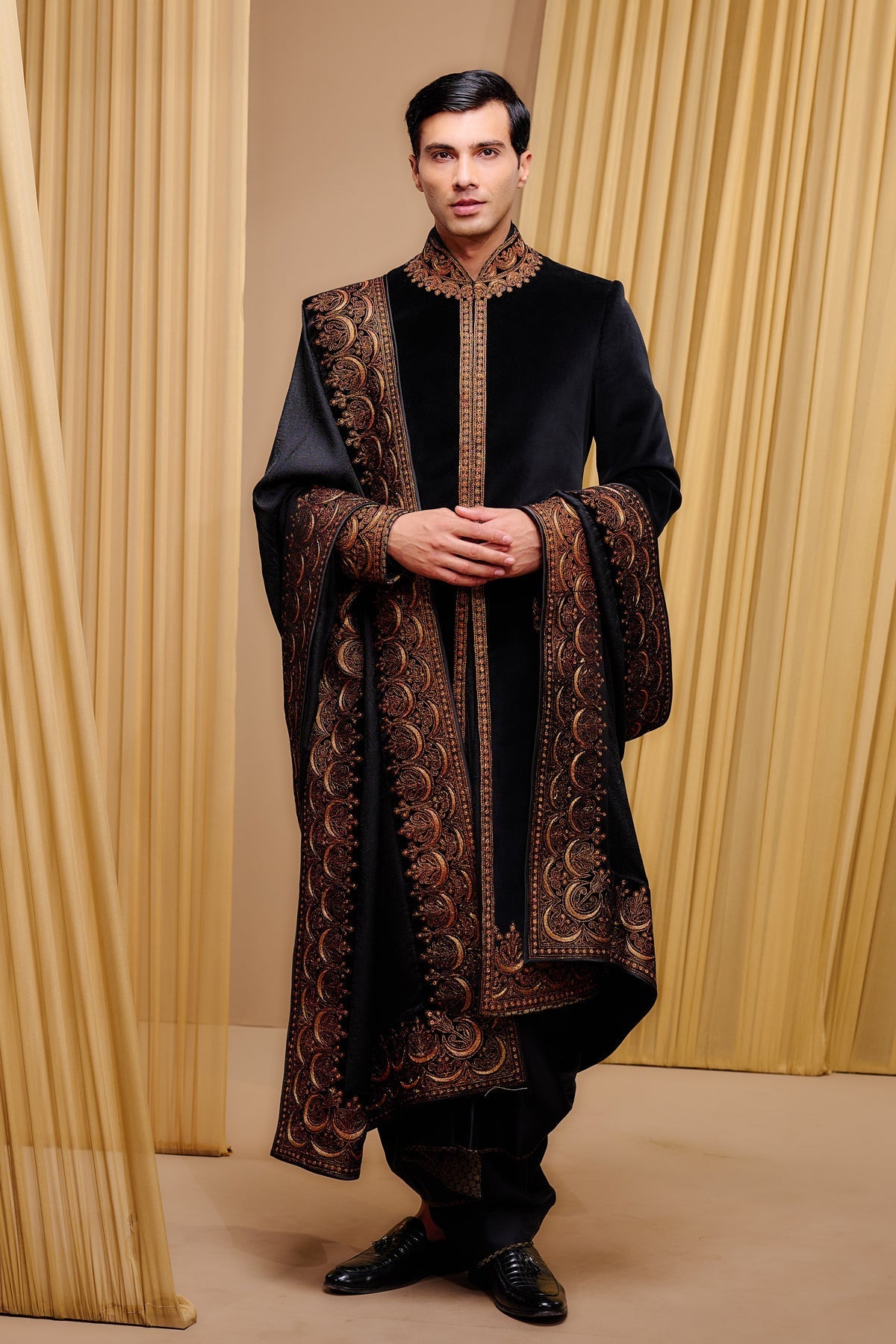 Otherworldly Classic Embroidered Sherwani Set