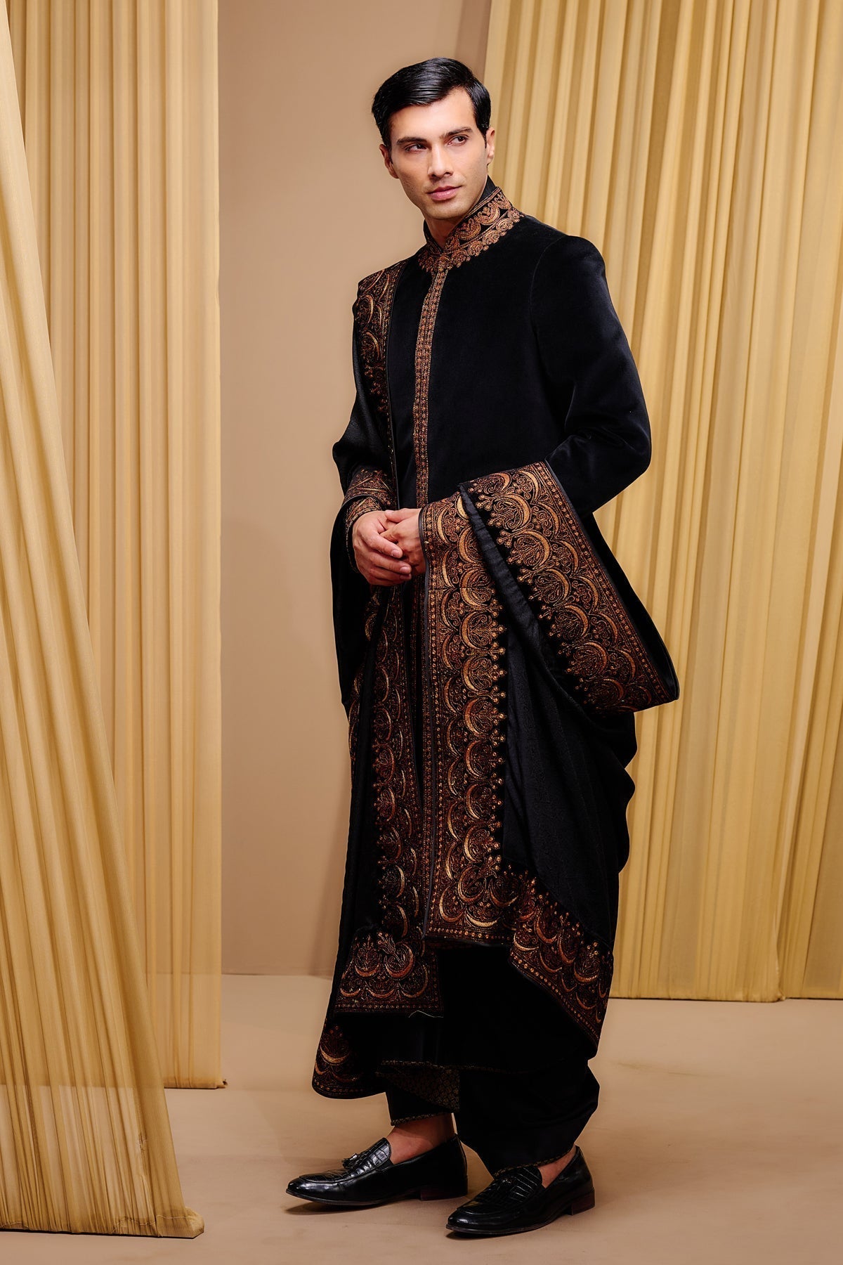 Otherworldly Classic Embroidered Sherwani Set