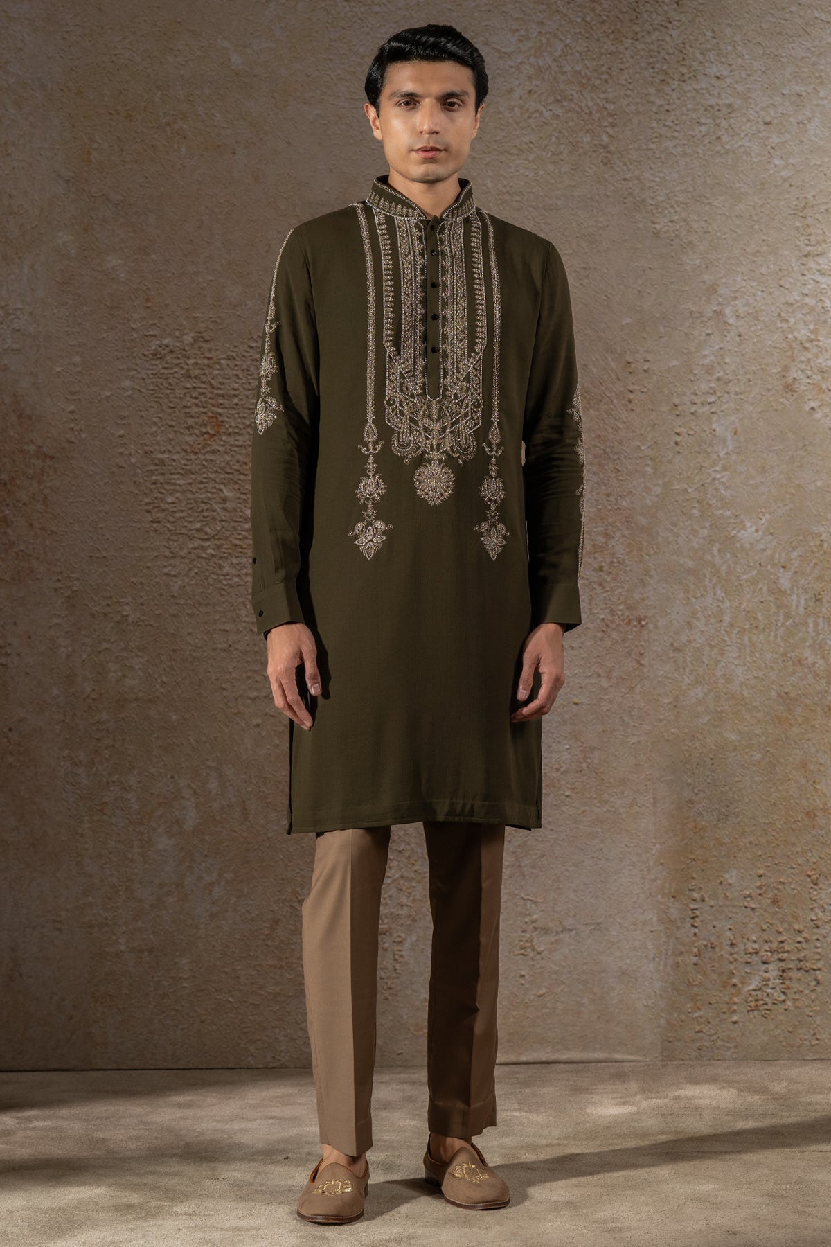 Pearl-Embroidered Short Kurta with tousers