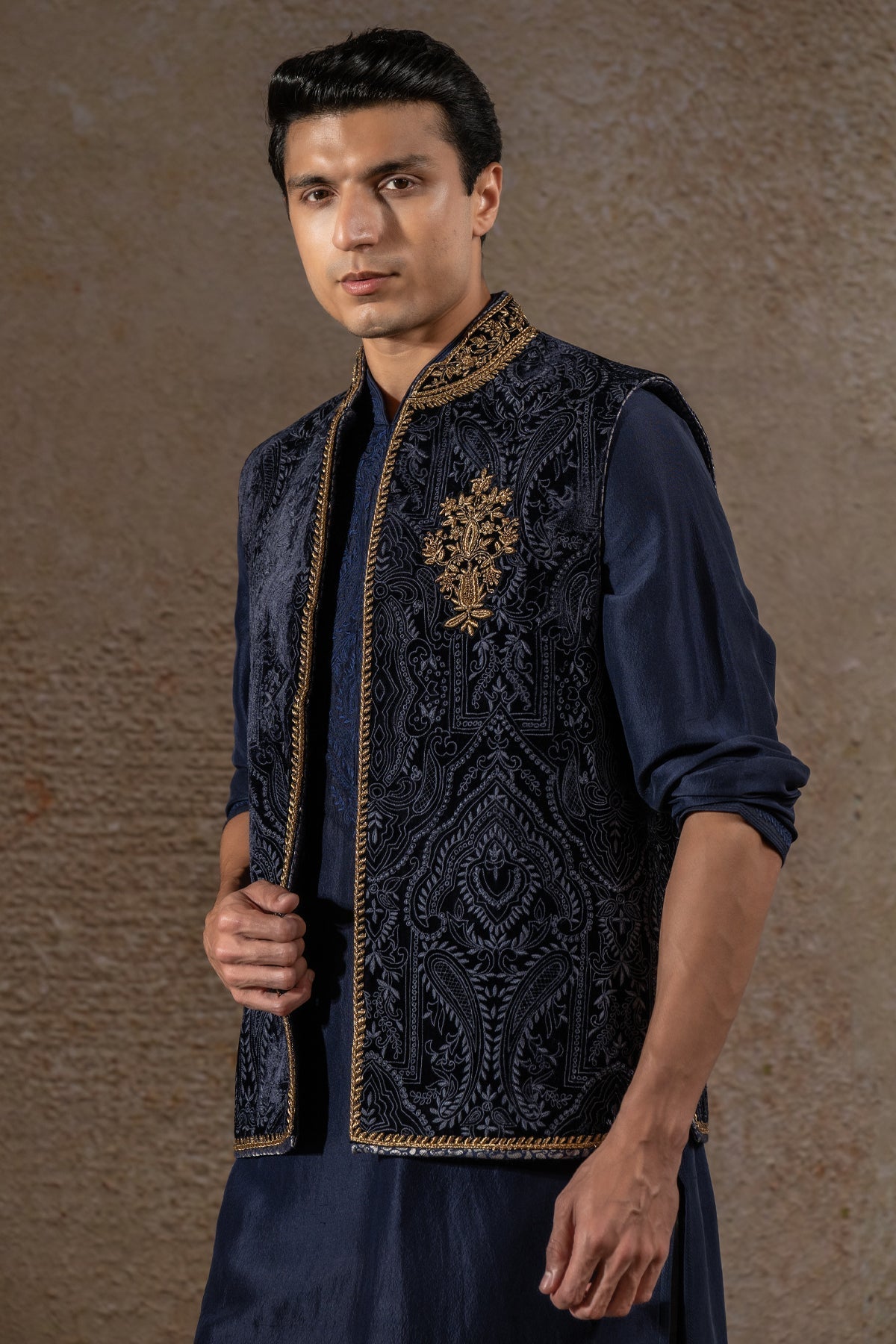 Tonal Zardozi Brooch Waistcoat Set