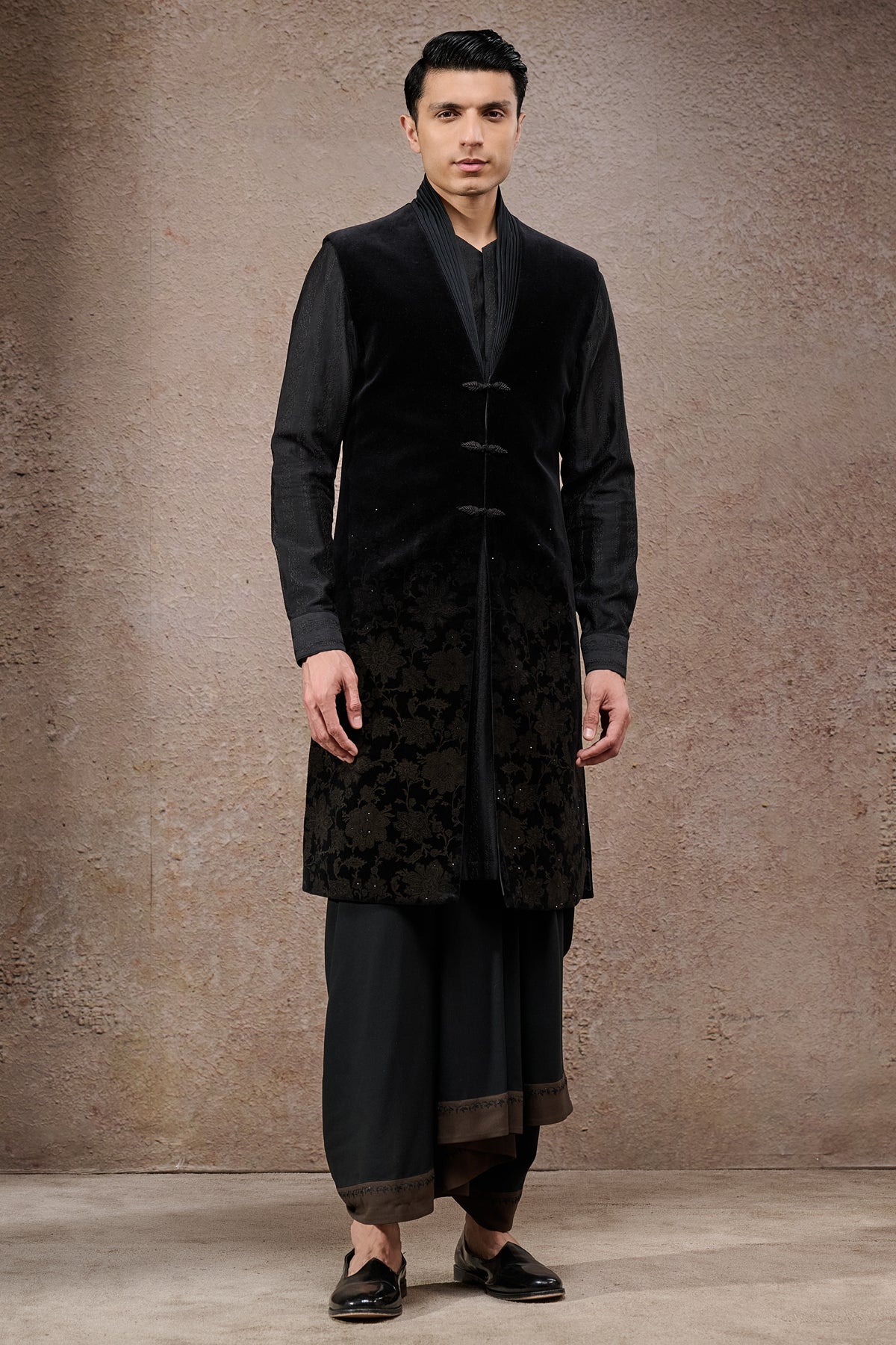 Floral Etched Sleeveless Sherwani Set