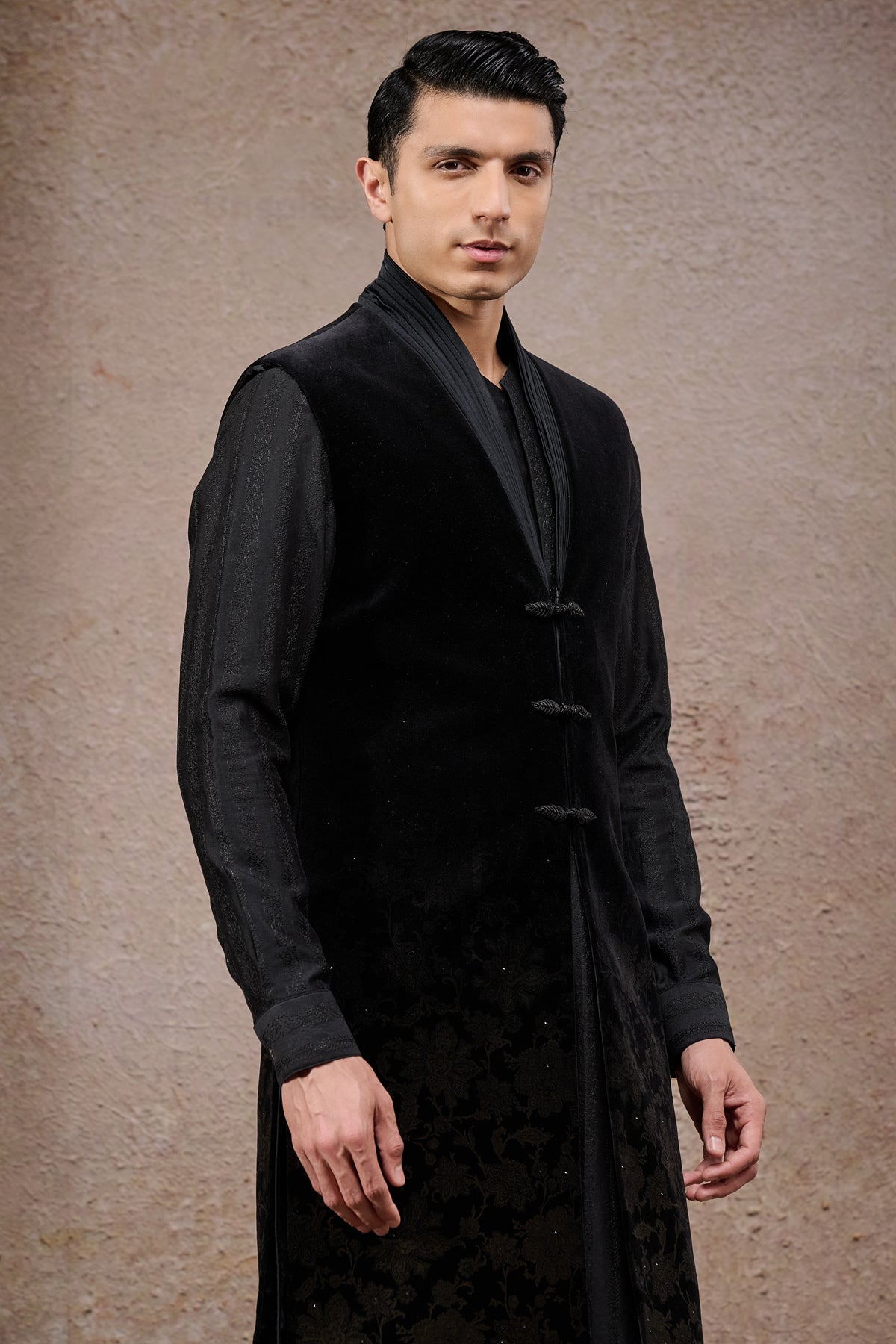 Floral Etched Sleeveless Sherwani Set