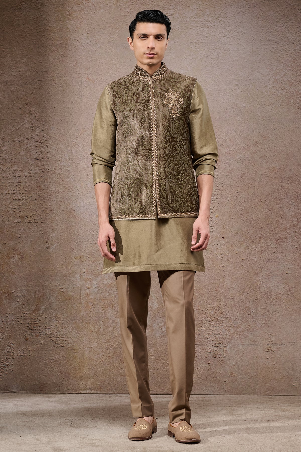 Golden Light Tonal Zardozi Brooch Waistcoat Set