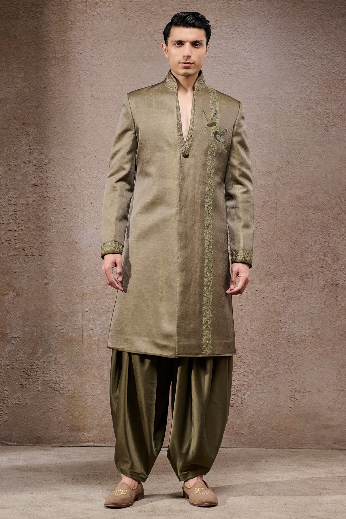 Zardozi Embroidered Open Neck Sherwani Set