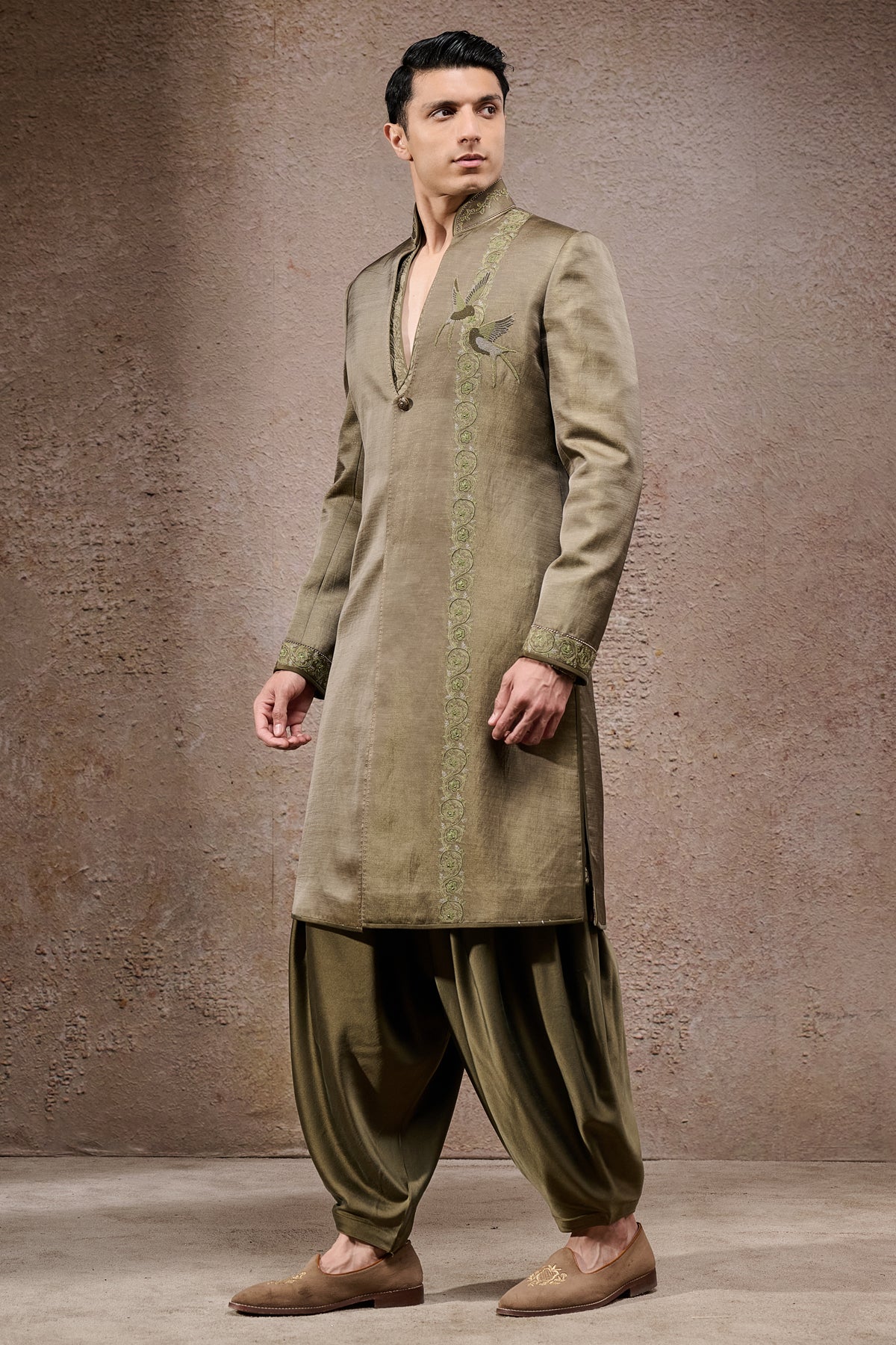 Zardozi Embroidered Open Neck Sherwani Set