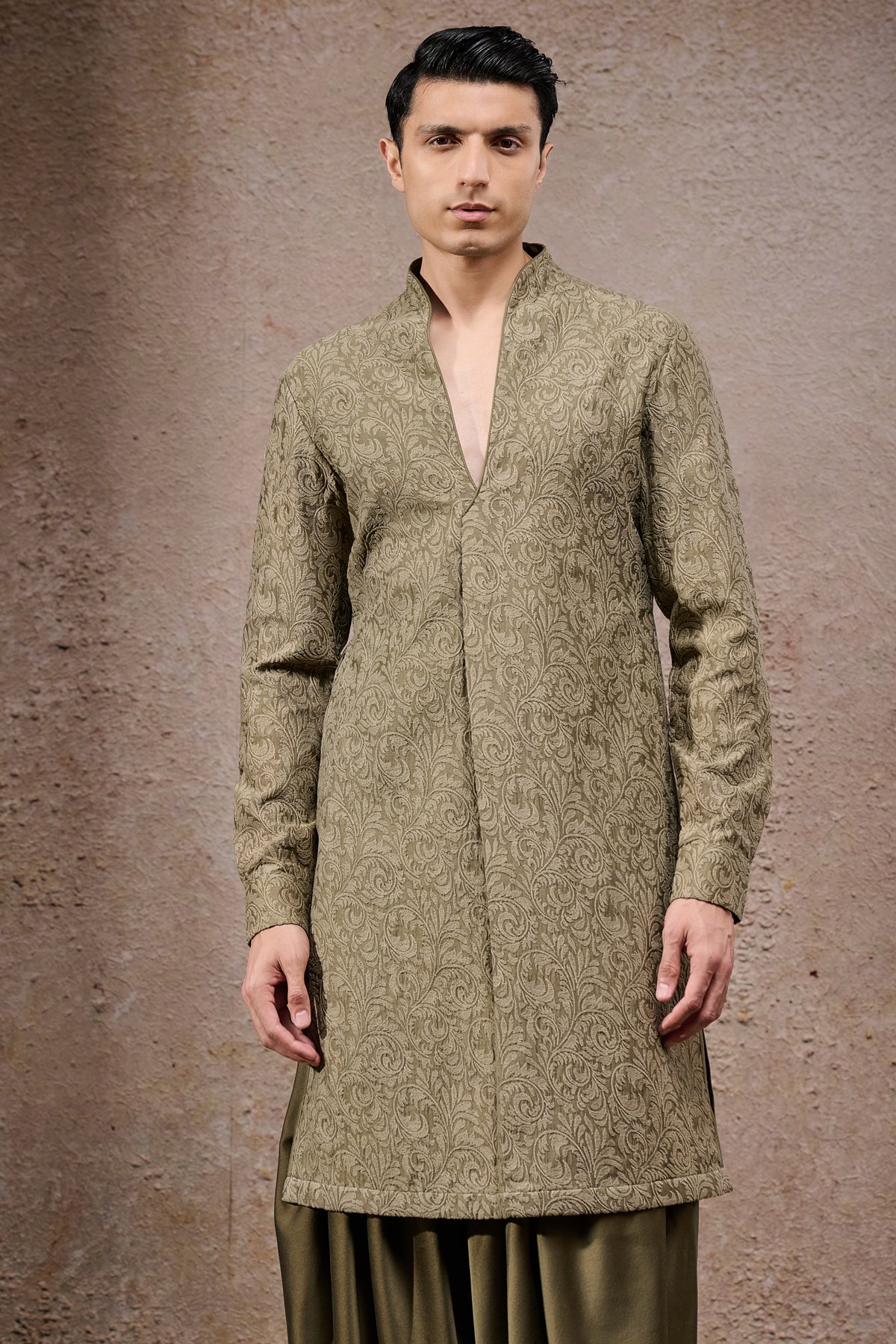 Zardozi Embroidered Open Neck Sherwani Set