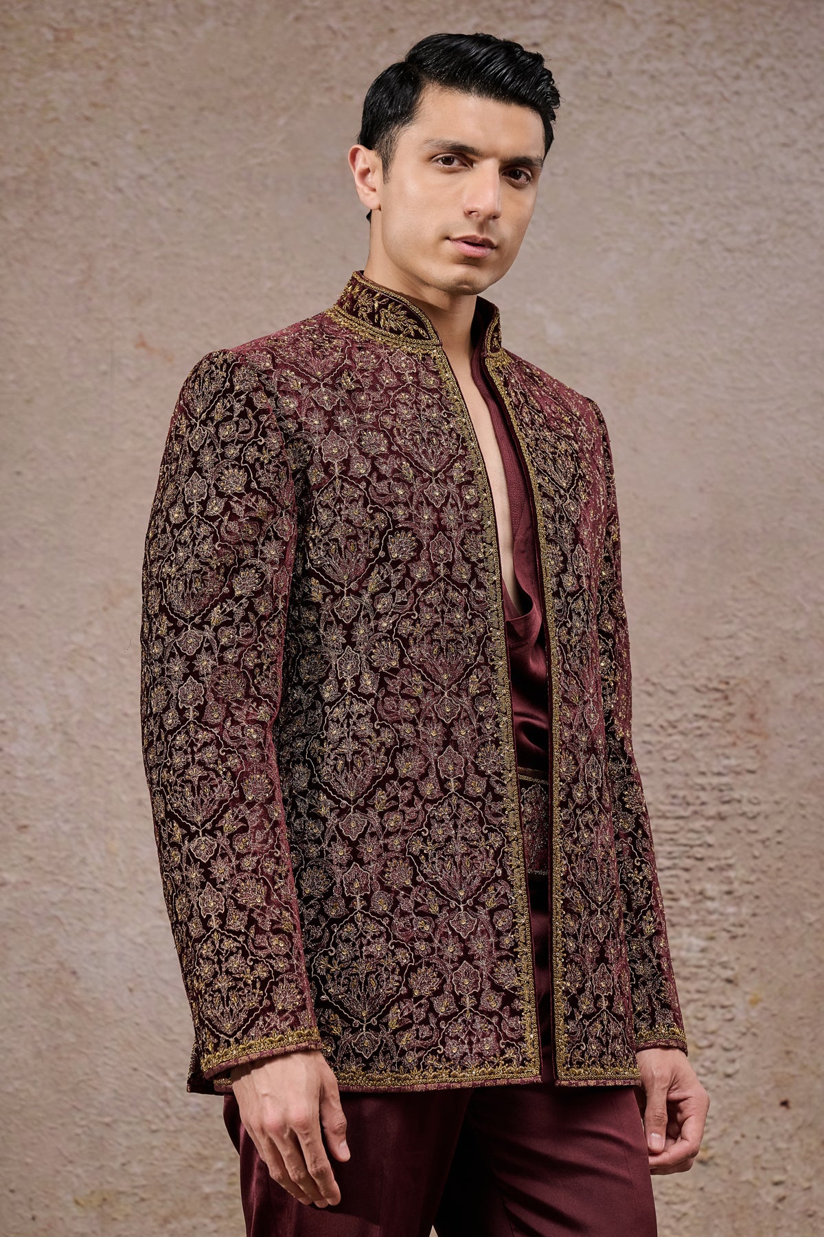 Antique Zardozi Velvet Bandhgala Set