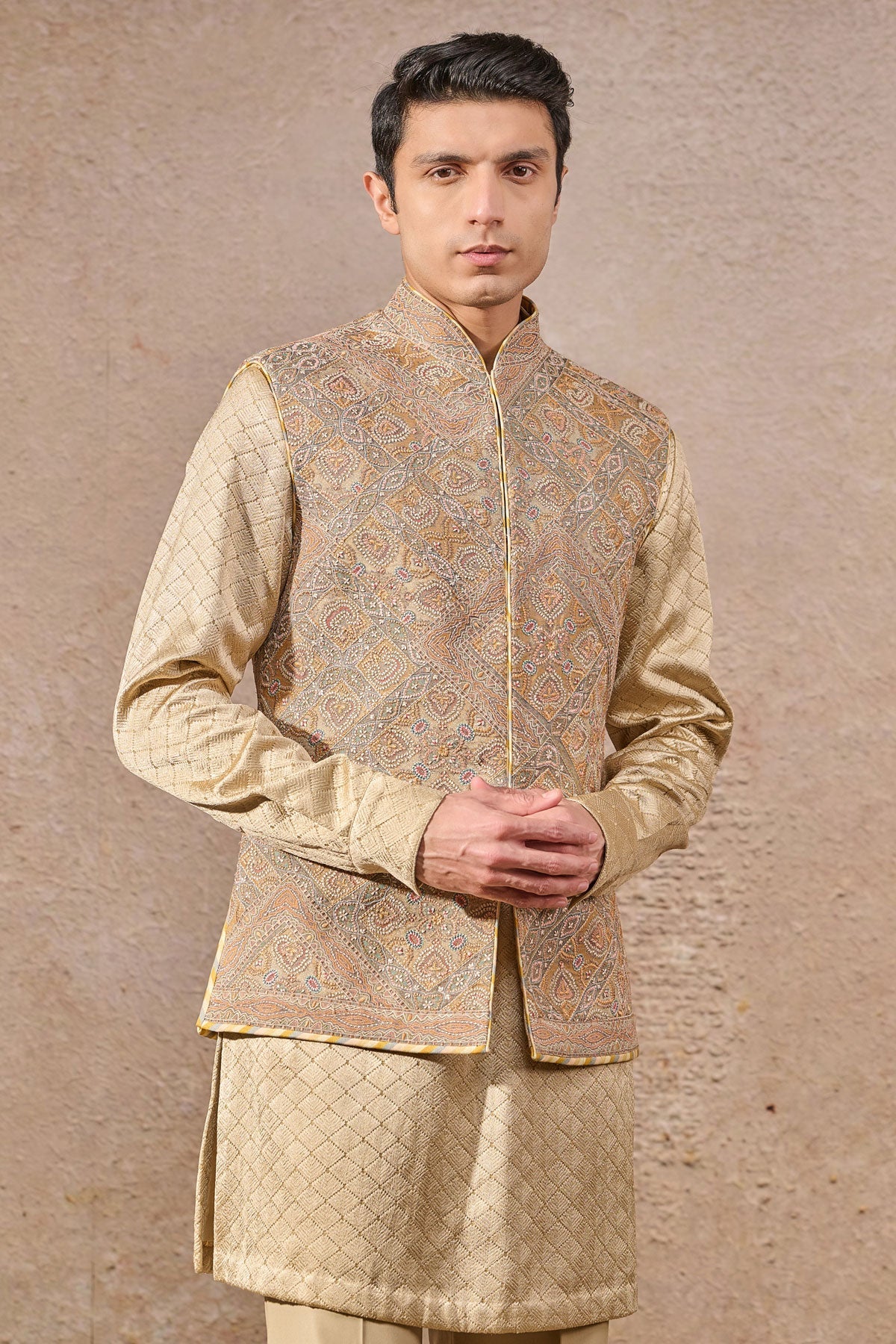 Multicolored Embroidered Wasitcoat