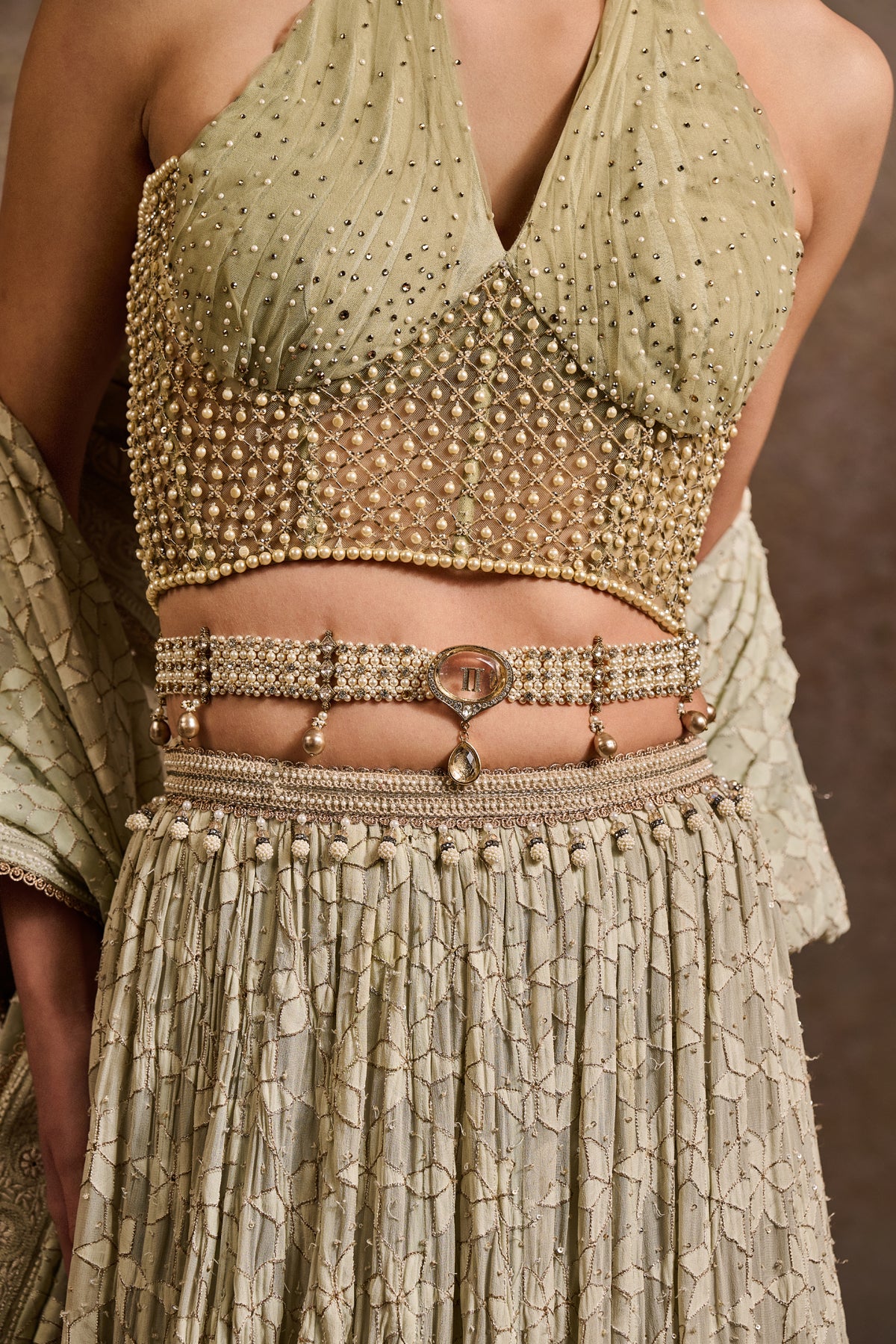 Jewelled Brooch Belt