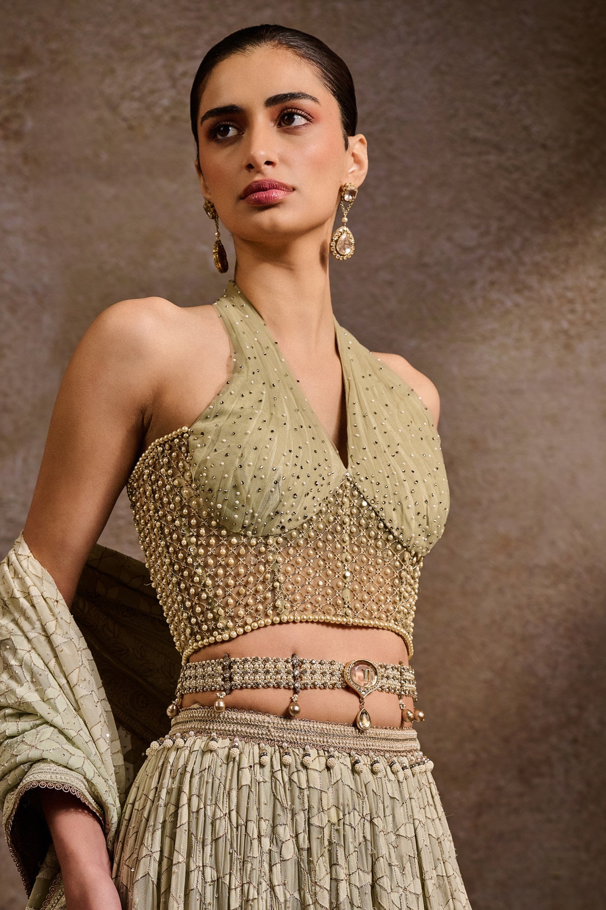 Jewelled Brooch Belt