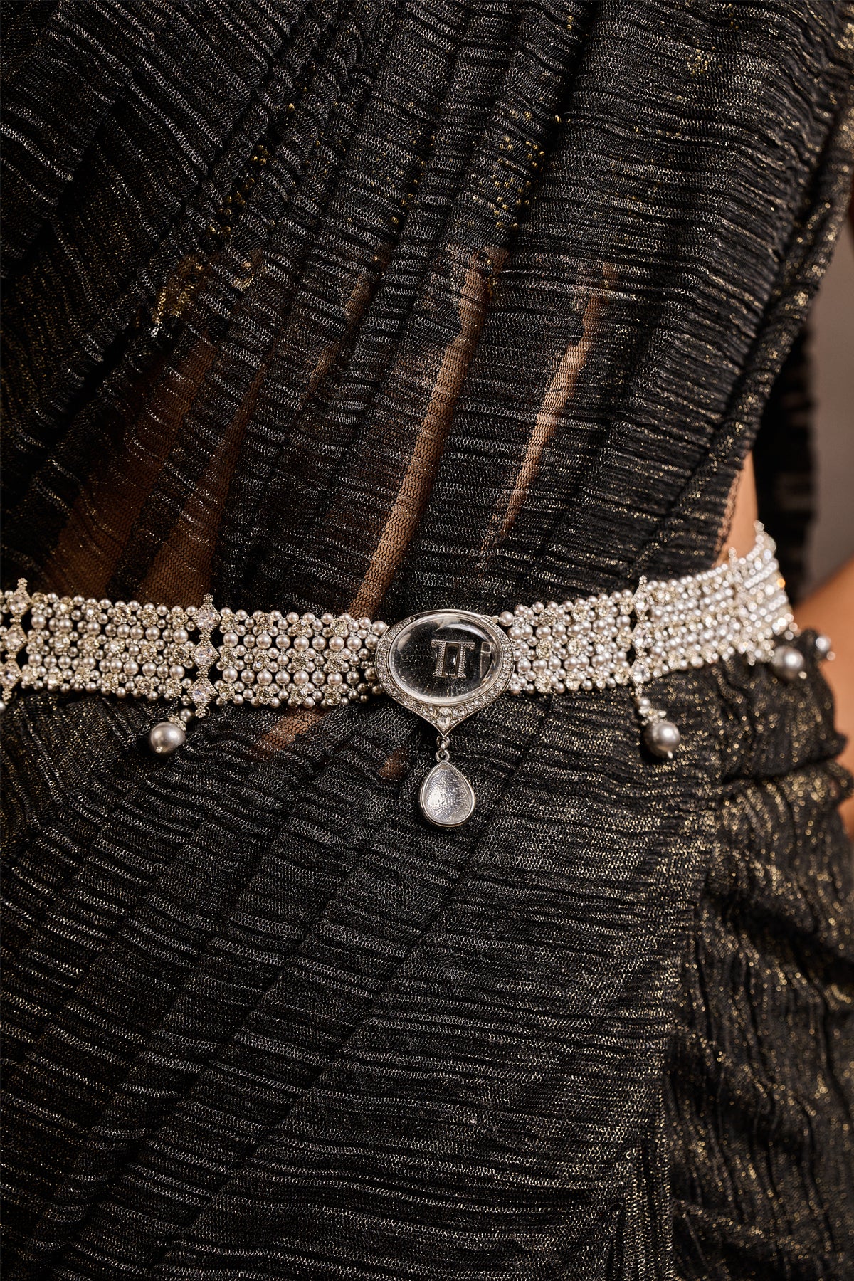 Jewelled Brooch Belt