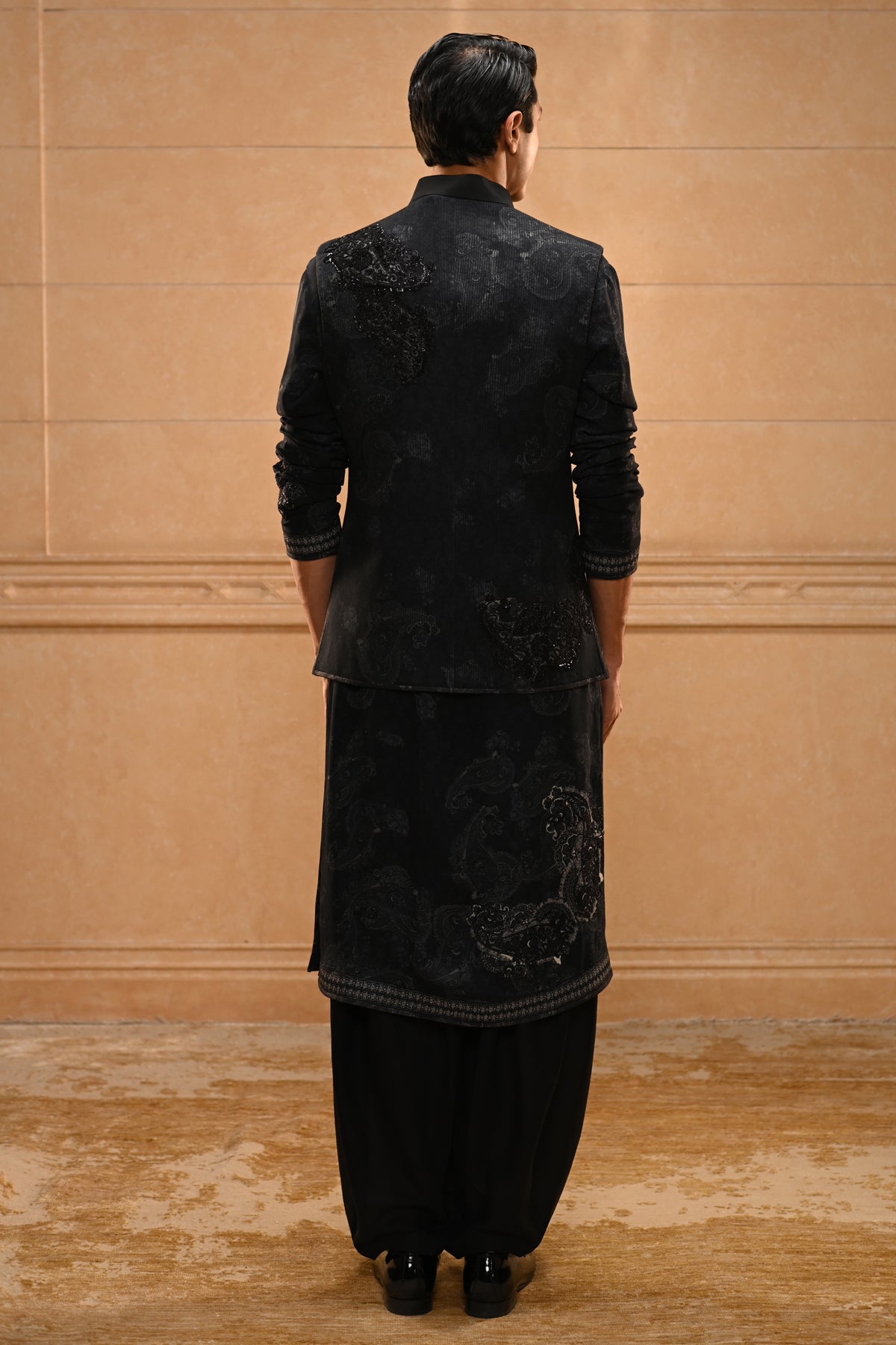 Dori Embroidered Waistcoat Set