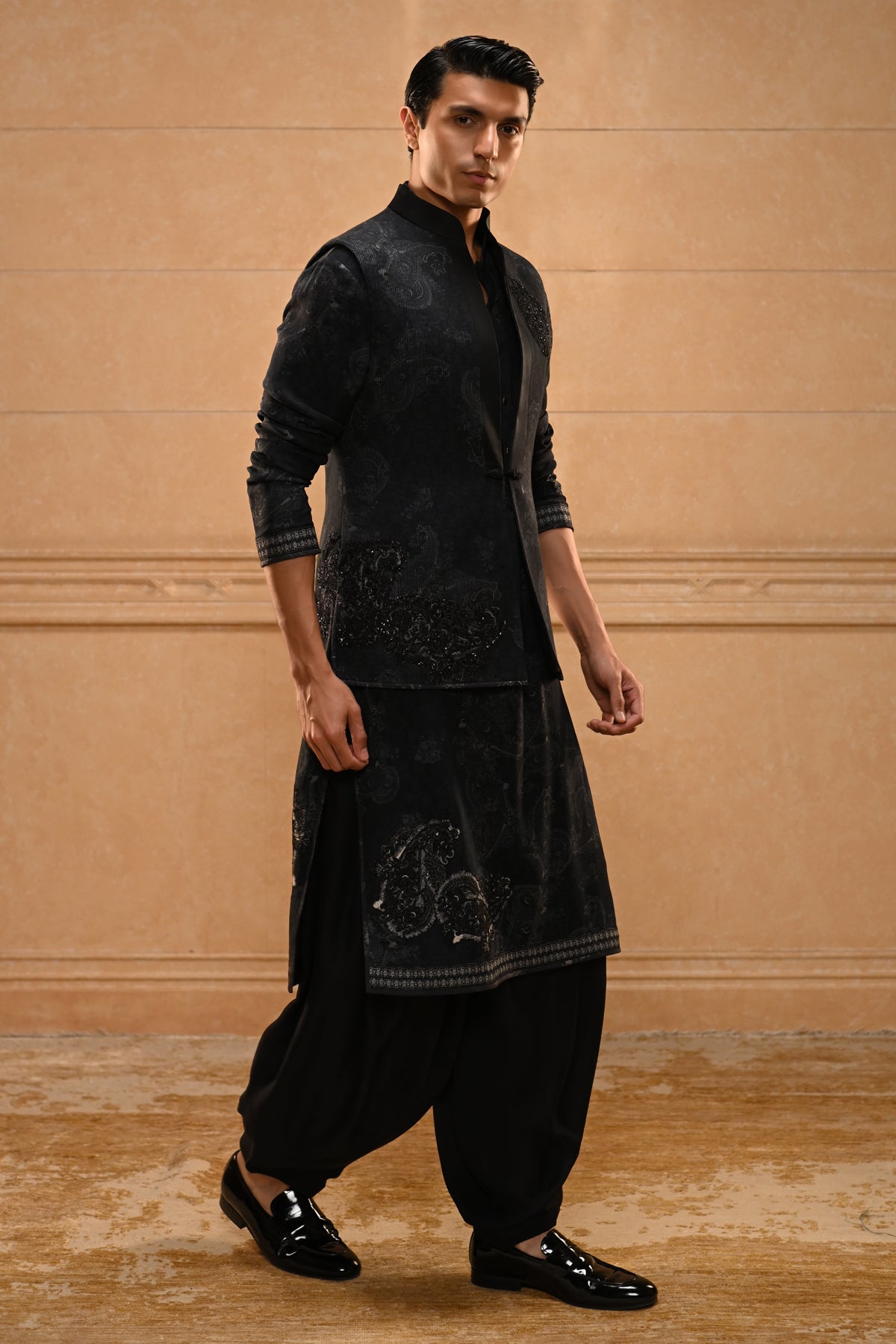 Dori Embroidered Waistcoat Set