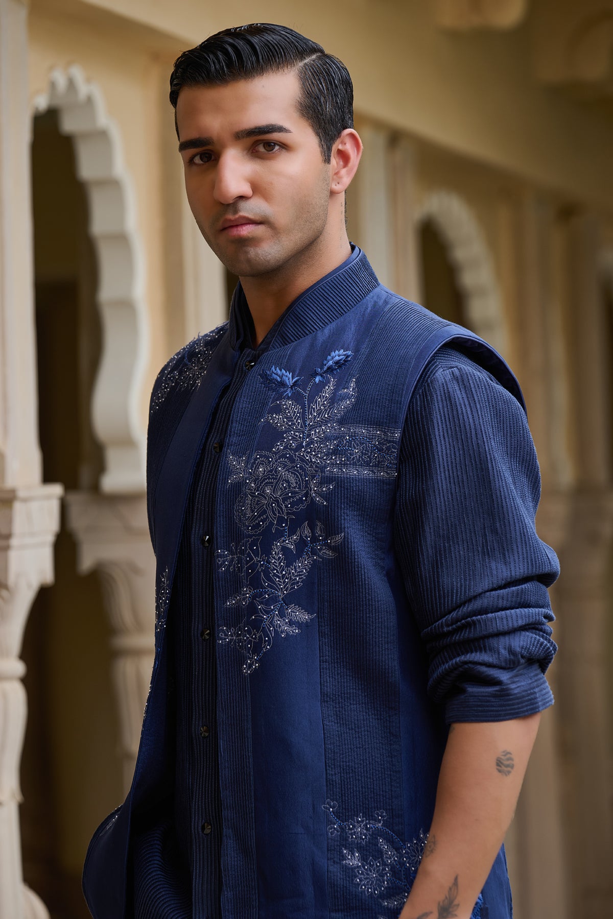 Dual-Panelled Embroidered Waistcoat Set