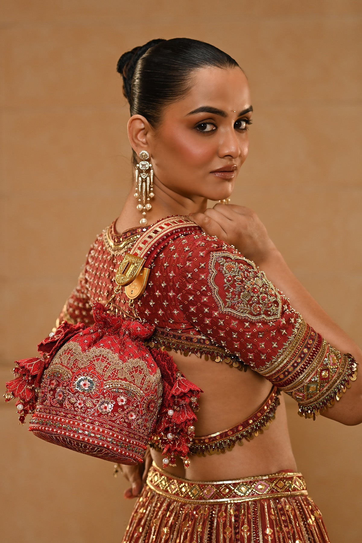 Zari Bloom Pottli