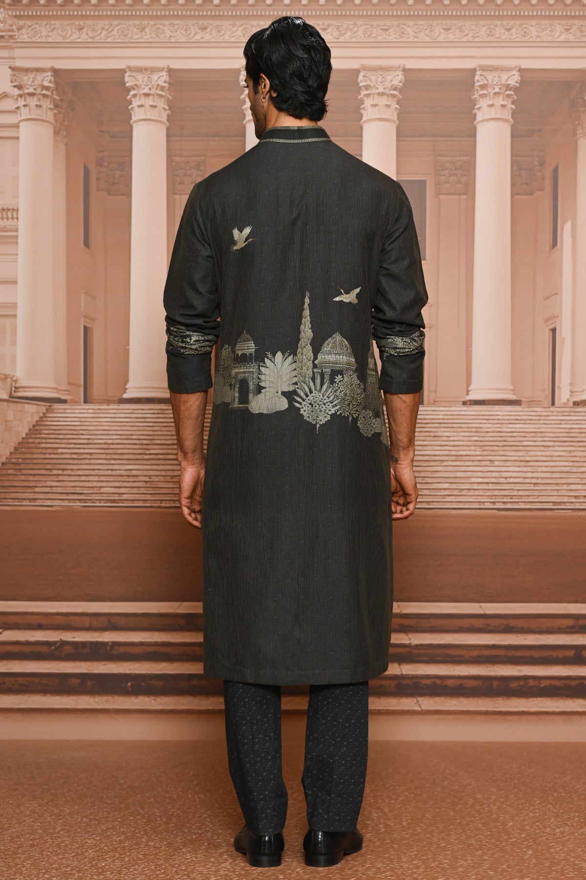 Ever Bloom Pichwai Kurta Set