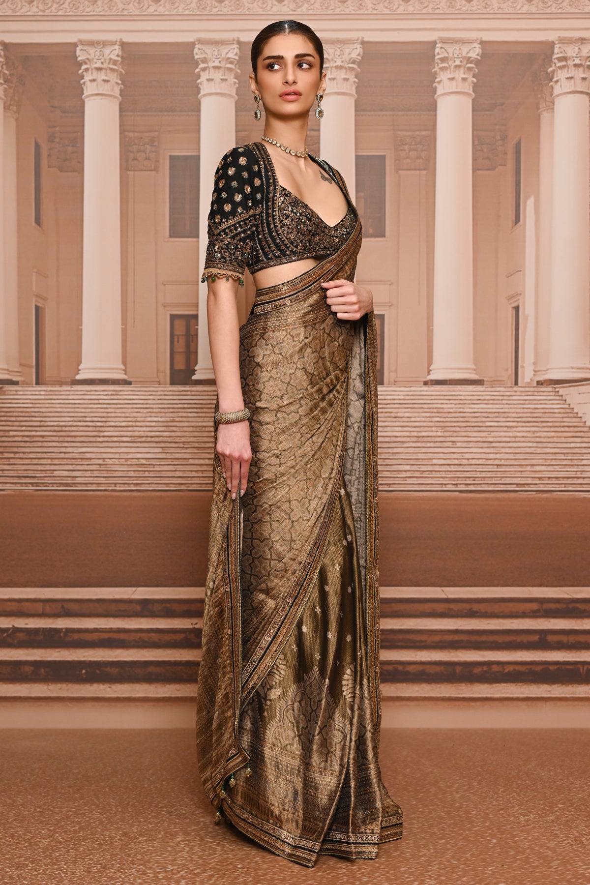 Ever Bloom Classic Saree With Embroidered Blouse