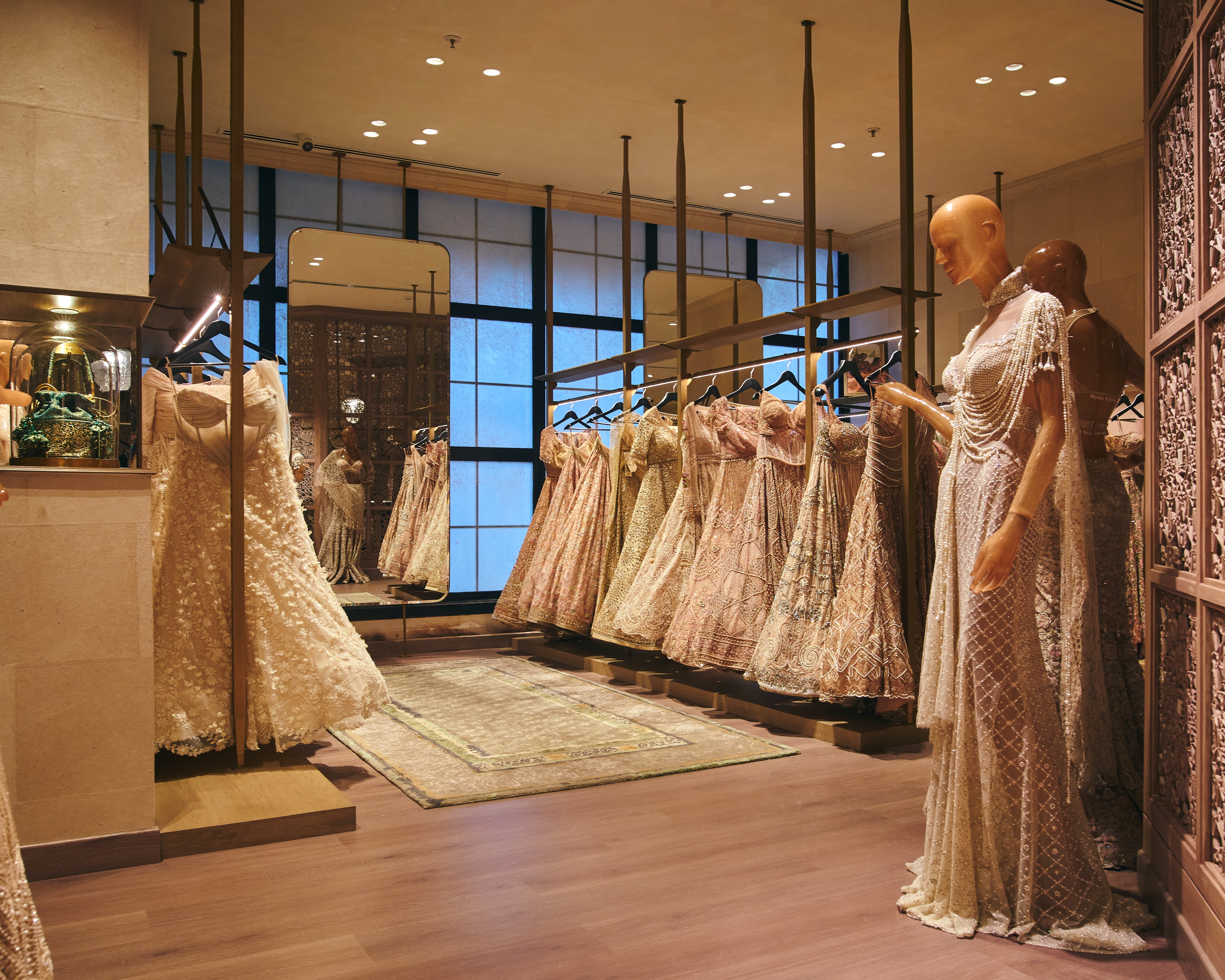 juhu tara road store