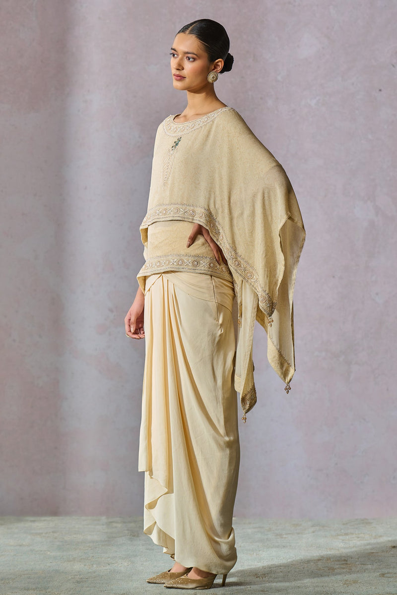 TOP-DHOTI