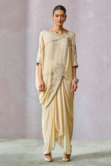 TOP-DHOTI