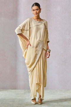 TOP-DHOTI