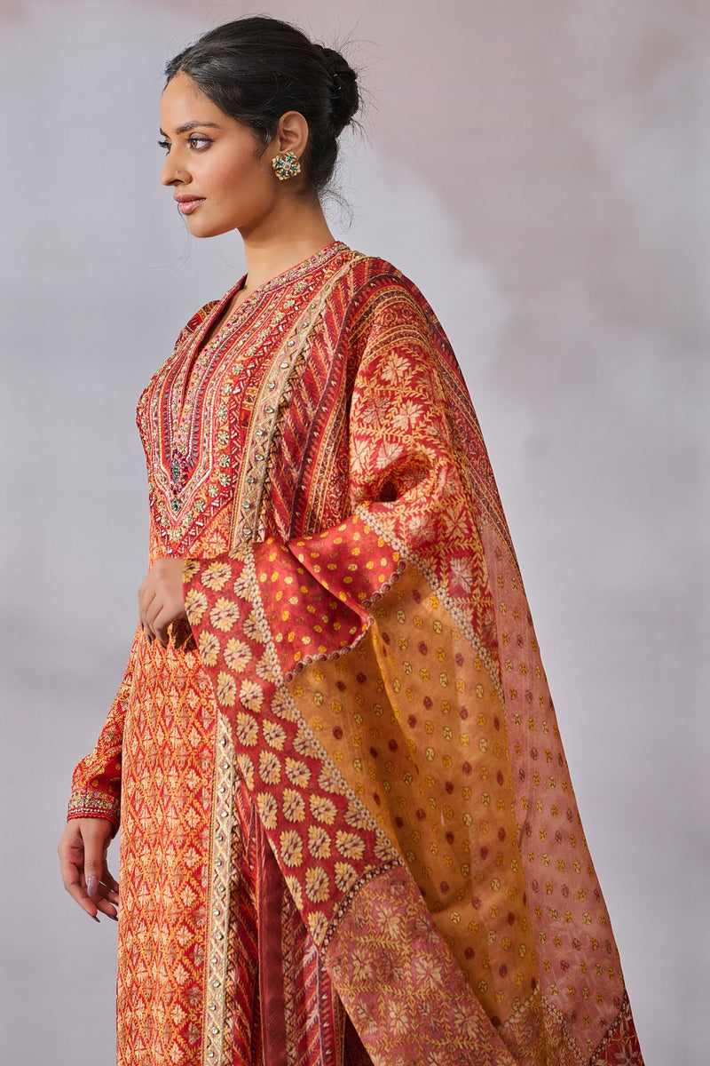 Kurta-Dupatta-Churidar