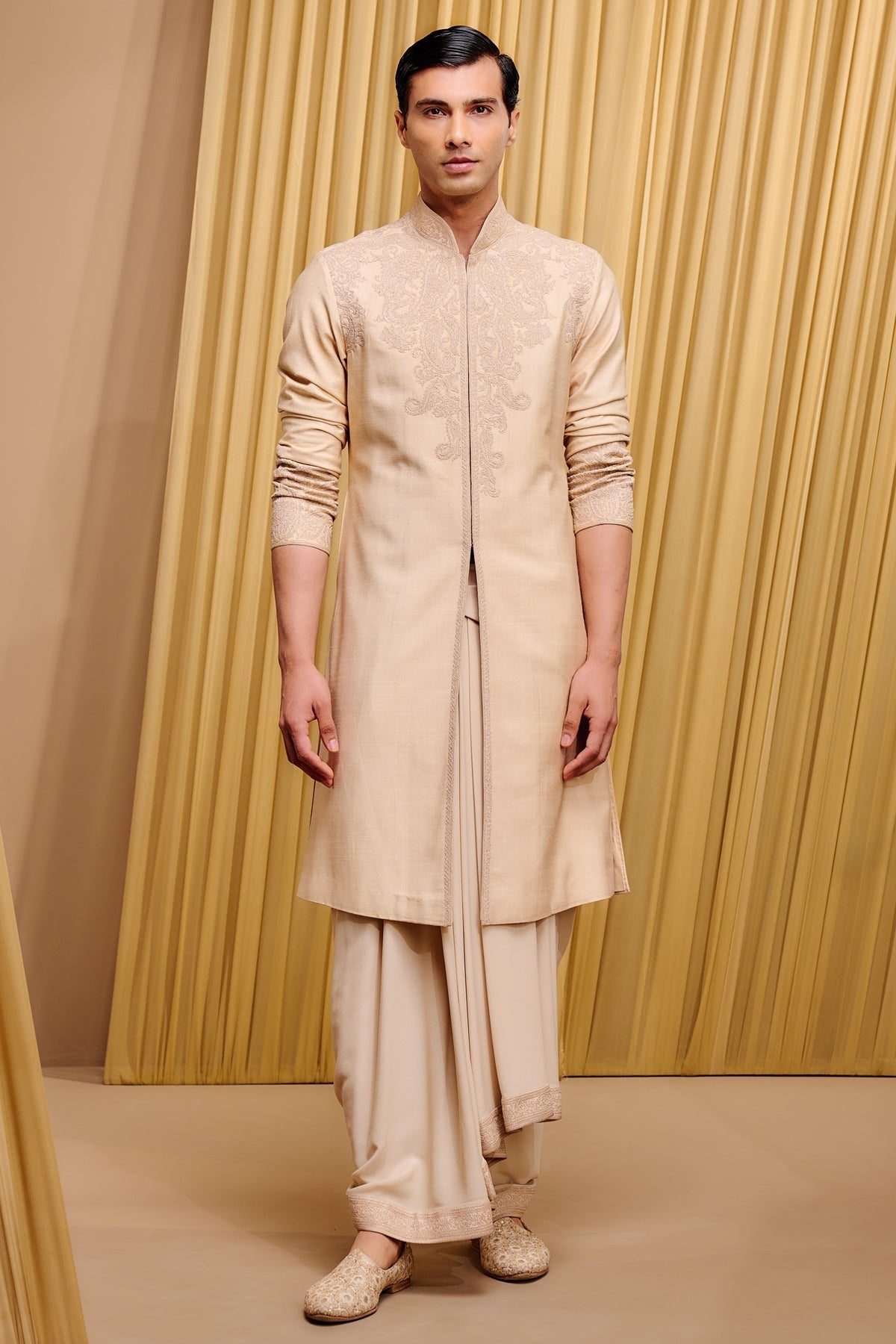 Otherworldly Classic Embroidered Kurta Set