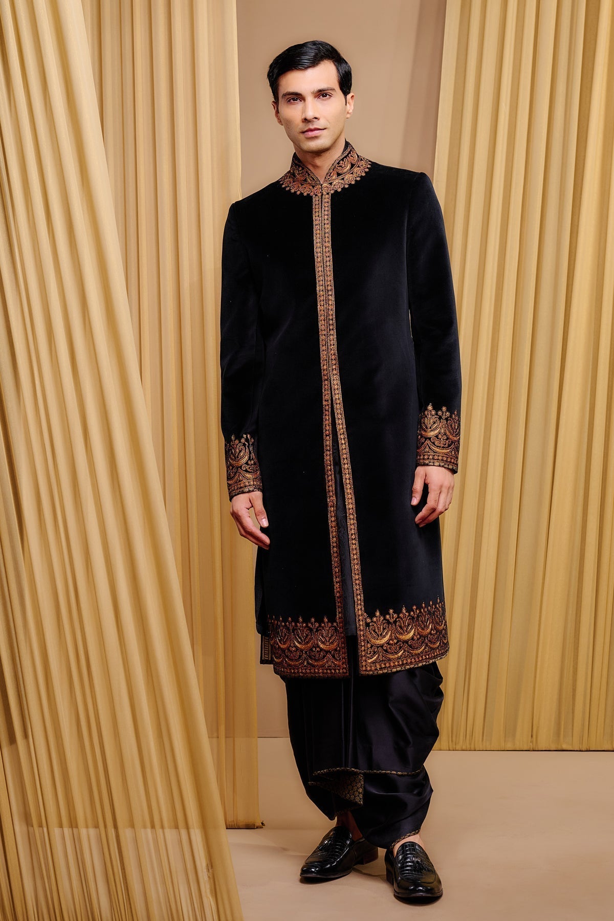 Otherworldly Classic Embroidered Sherwani Set
