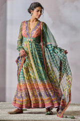 Anarkali-Dupatta-Churidar