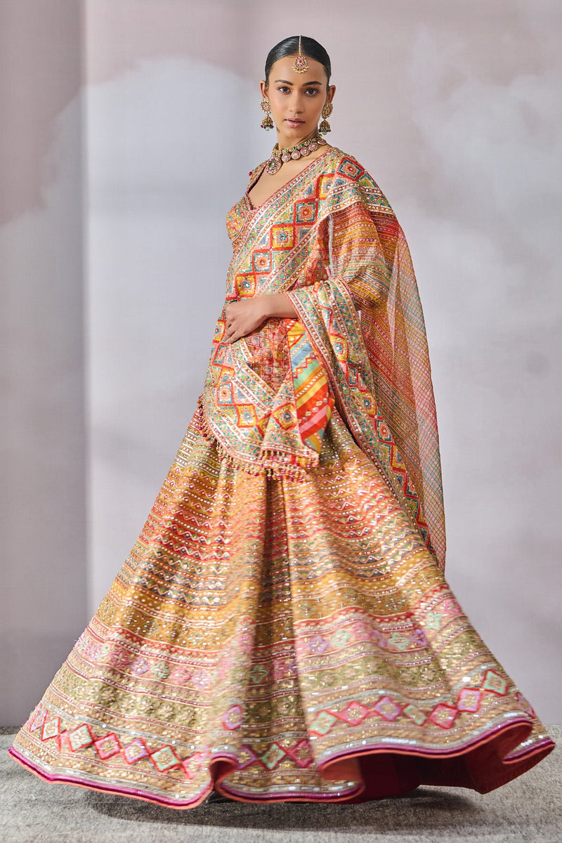 Blouse-Dupatta-Lehenga