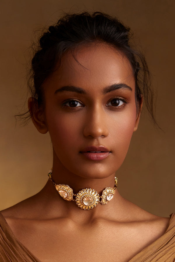 Floral choker