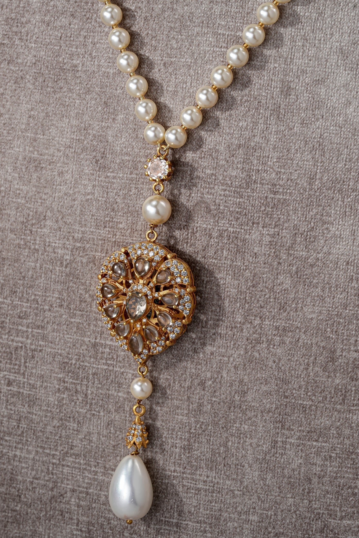 Lariat necklace