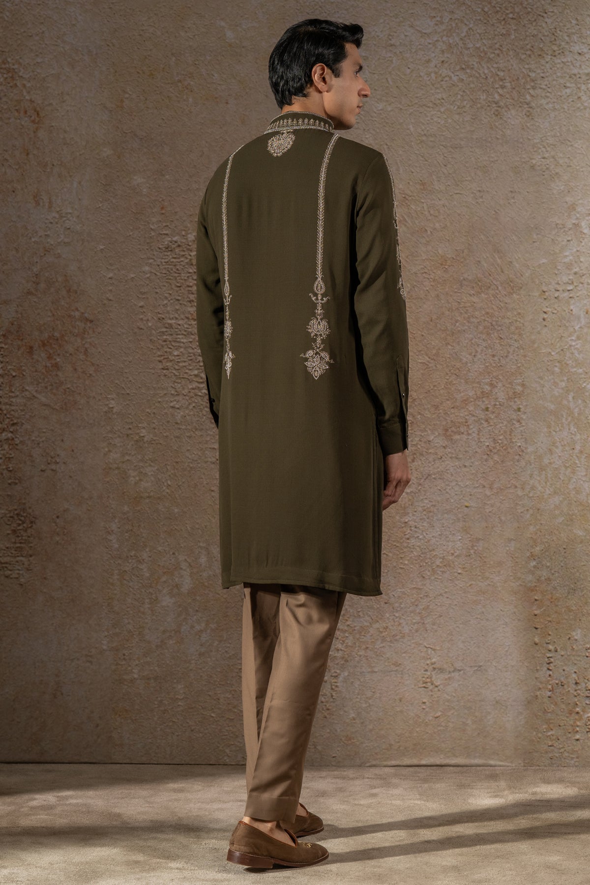 Pearl-Embroidered Short Kurta with tousers