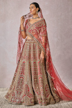 Blouse-Lehenga-Veil-Wings