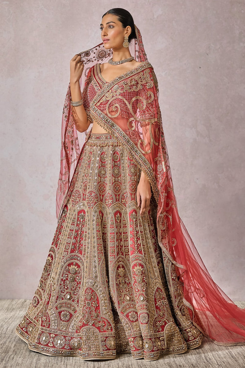 Blouse-Lehenga-Veil-Wings