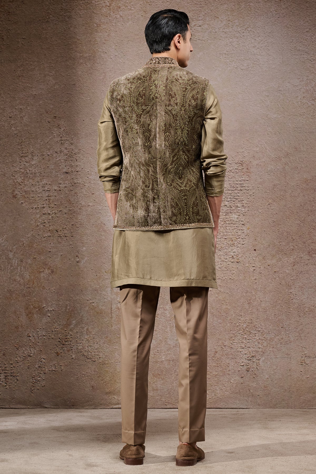 Golden Light Tonal Zardozi Brooch Waistcoat Set