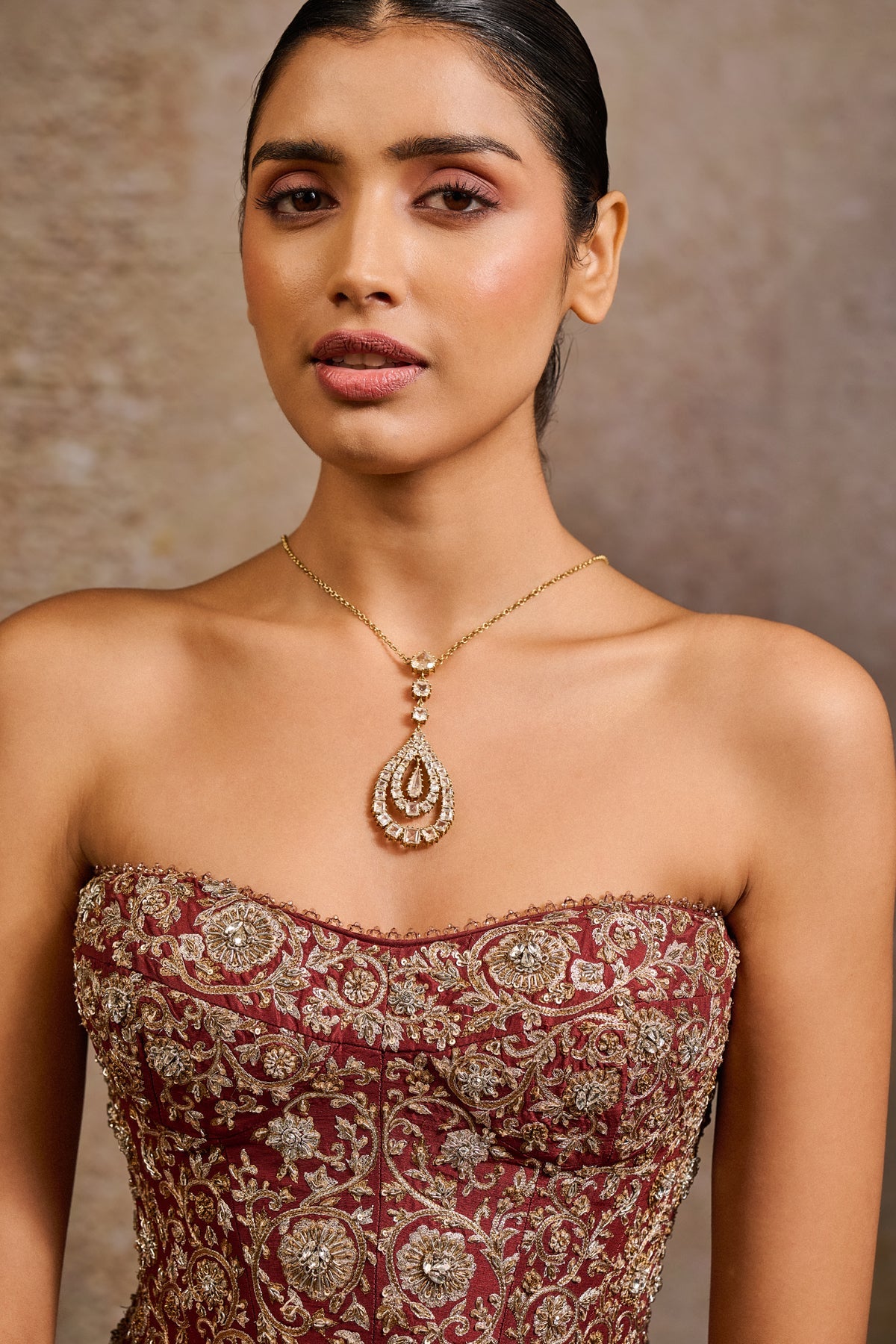 Lariat necklace