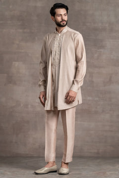 short length kurta with pintuck detailing