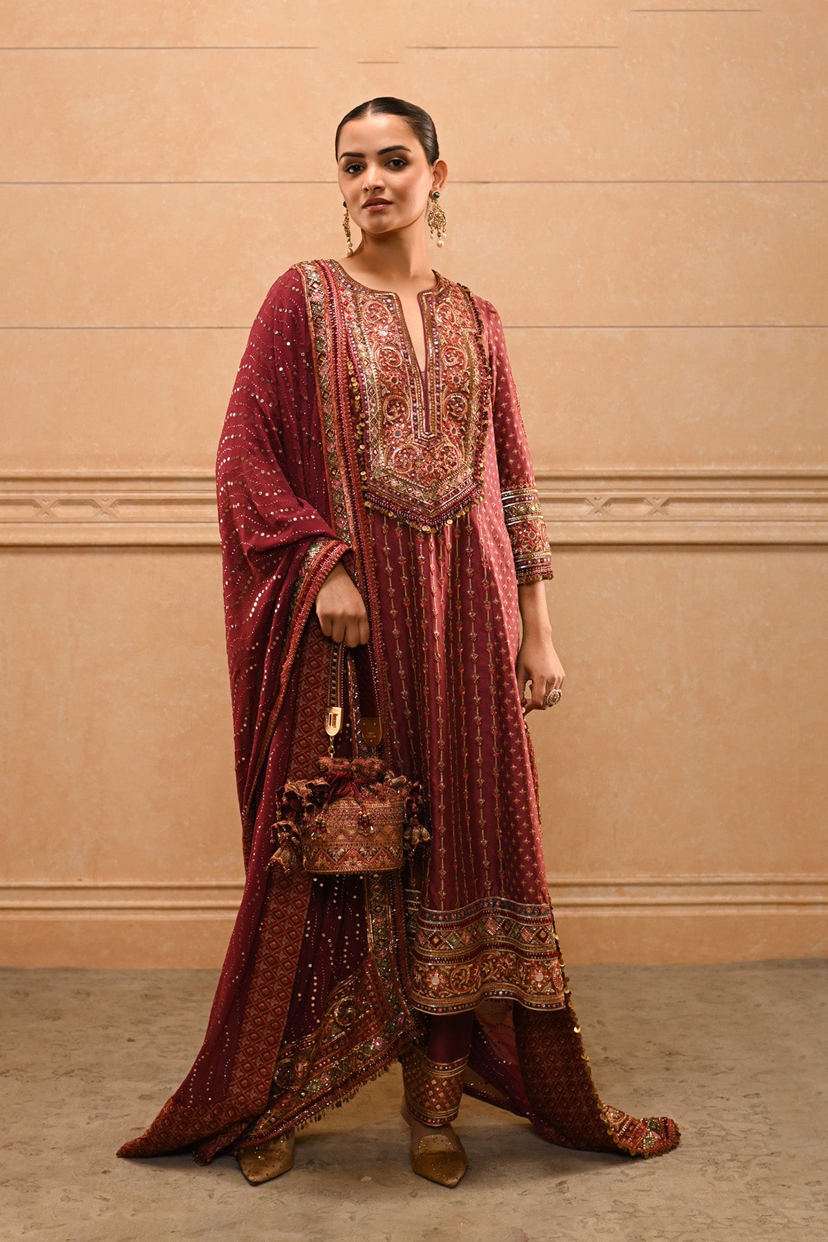 Zubeda Embroidered Kurta Set