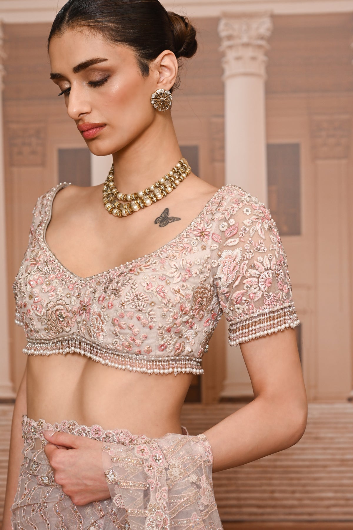 Ever Bloom Thread Embroidered Saree