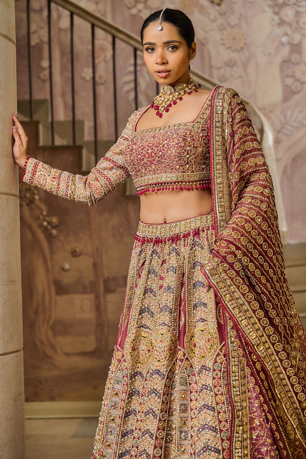 BLOUSE-DUPATTA-LEHENGA