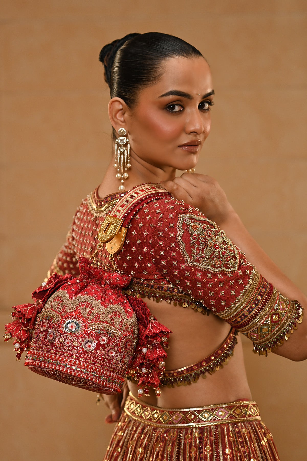 Zari Bloom Pottli