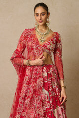 Lehenga, Blouse, Dupatta, Veil