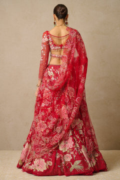 Lehenga, Blouse, Dupatta, Veil