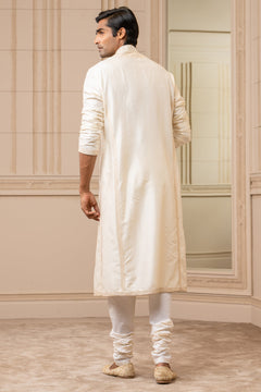 Kurta With Aari And Zardozi Embroidery