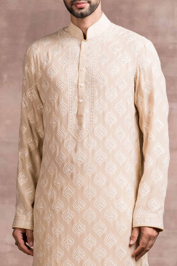 Chikankari Embroidered Boota Kurta