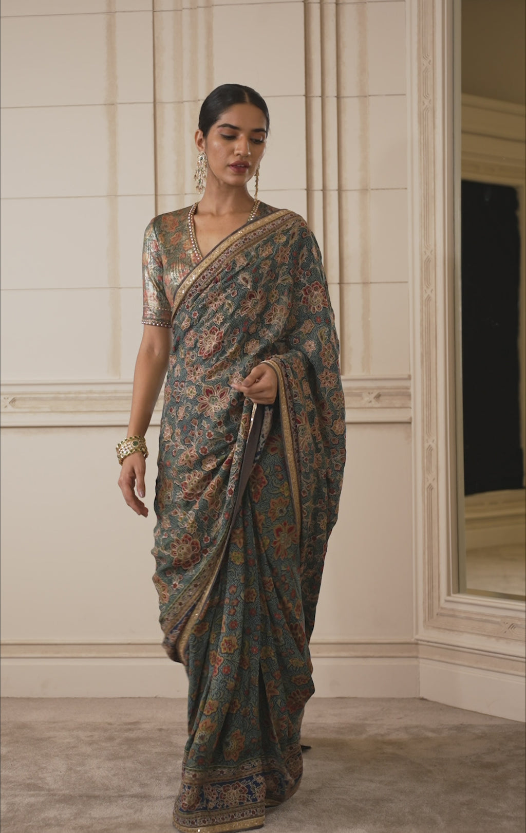 Glamorous Ways to Wear Pant Style Sarees To Look Like a Fashion Diva –  South India Fashion