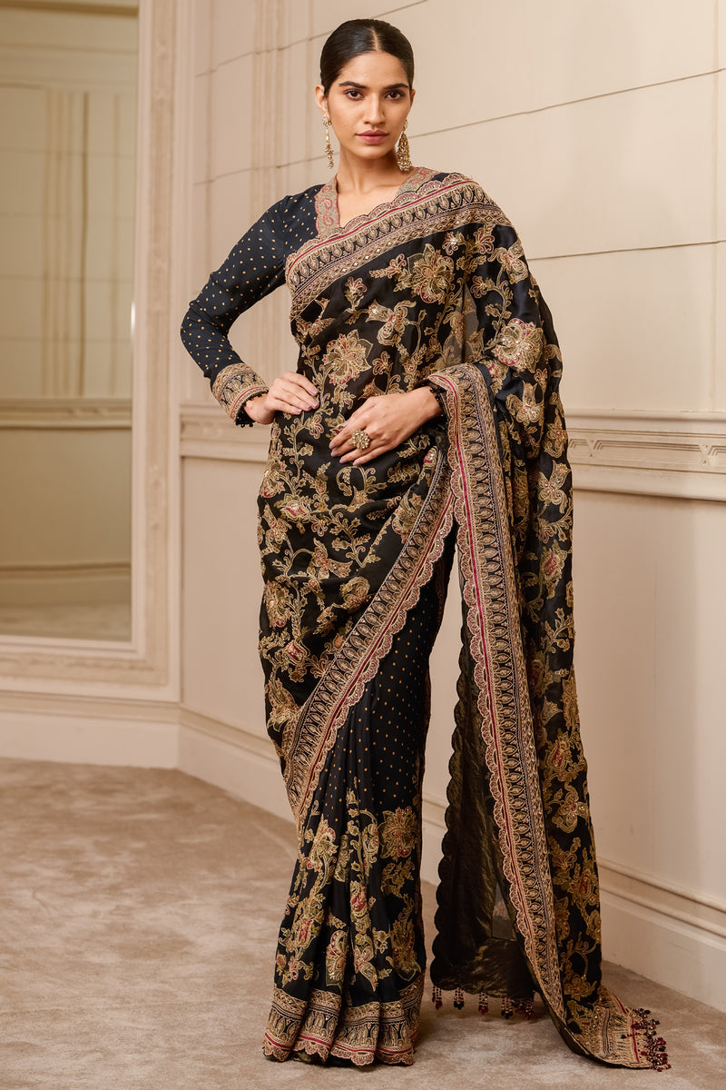 Saree with satin-organza pallu and blouse